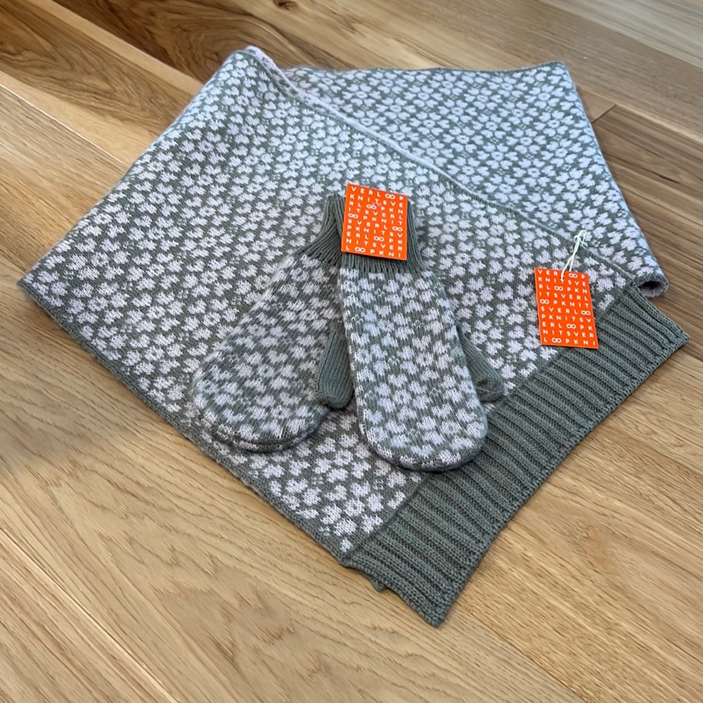 Purple and Grey Scarf/Mitten Set